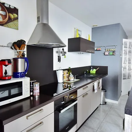 Apartmán Spacieux 55m2, Confort, Au Calme Et Climatise