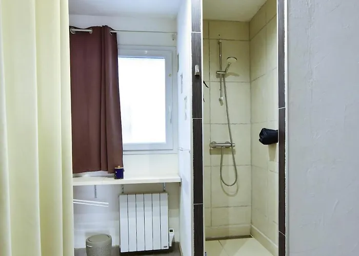 Spacieux 55m2, Confort, Au Calme Et Climatise