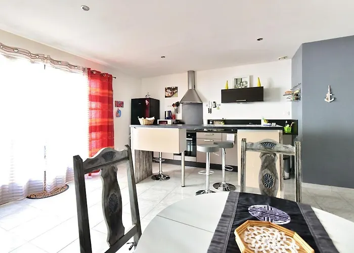 公寓 Spacieux 55m2, Confort, Au Calme Et Climatise *
